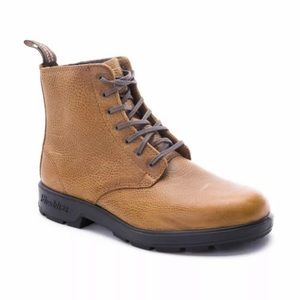 Lace up blundstone 10